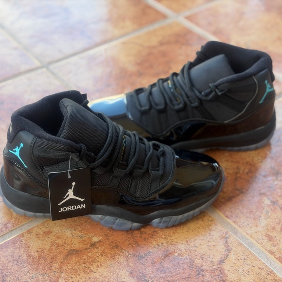 Jordan Other - Size 8.5 Men’s And Women’s 10 - Jordan Retro 11 Gamma Blue 2025